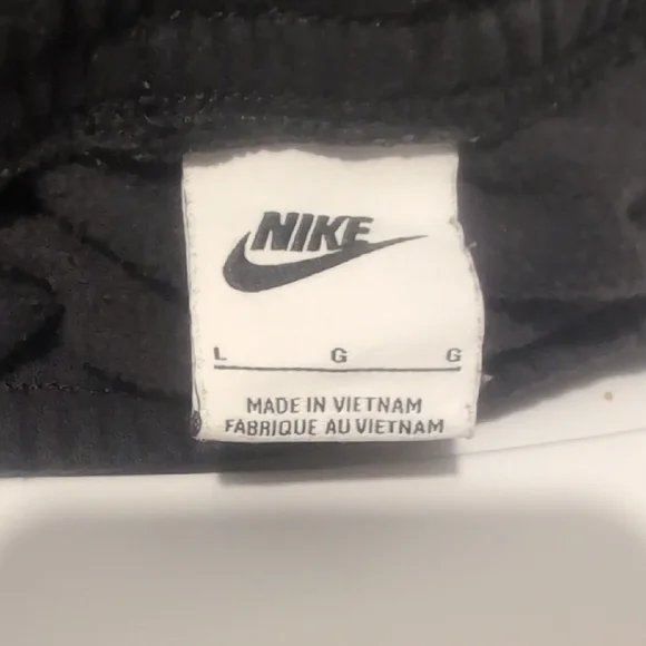 Nike Women's Black Sweatpants - Picture 2 of 3